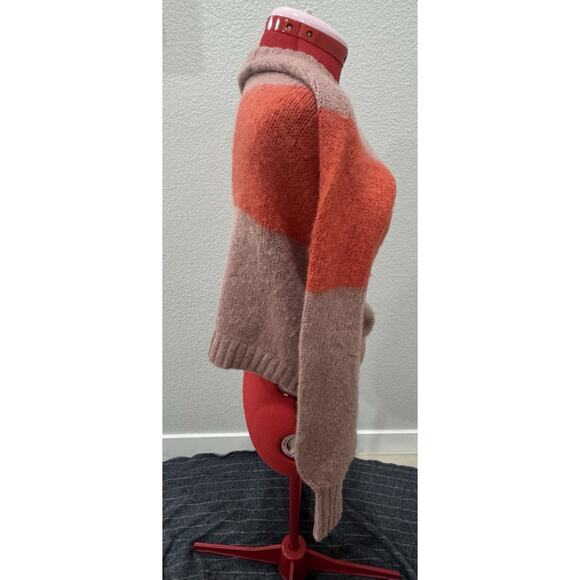 Striped Wool Blend Sweater Crew Neck Pullover Pink Orange Cozy Knitwear - Picture 3 of 8